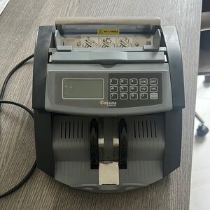 CASSIDA 5520 UV BILL COUNTER